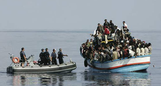 ترحيل 15 مصريا من إيطاليا للإقامة غير الشرعية 