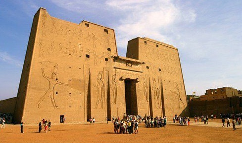 كبرى الشركات السياحية-توى-: زيادة الطلب إلى مصر بنسبة 24%