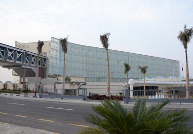 منصور يفتتح فندق ميرديان المطار ويتفقد مشروعات تطوير مطار القاهرة