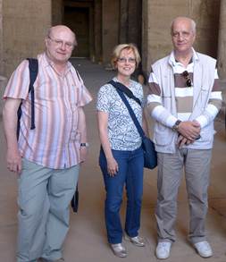 بلجيكية تشكر وزير الآثار لموافقته على زيارتها مقبرة نفرتاري بالأقصر