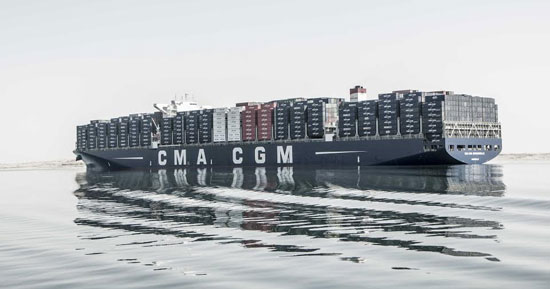 عبور ثاني أكبر سفينة حاويات في العالم قناة السويس الجديدة