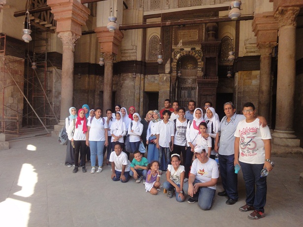 زيارة طلاب مدرسة مصر الجديدة لمعالم القاهرة الاثرية 
