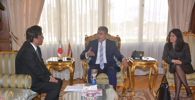 وزير الطيران المدنى  يستقبل السفير الياباني لبحث سبل التعاون بين البلدين 