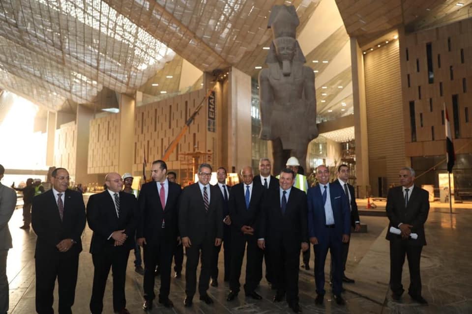 وفد برلمانى يتفقد أعمال المتحف المصري الكبير
