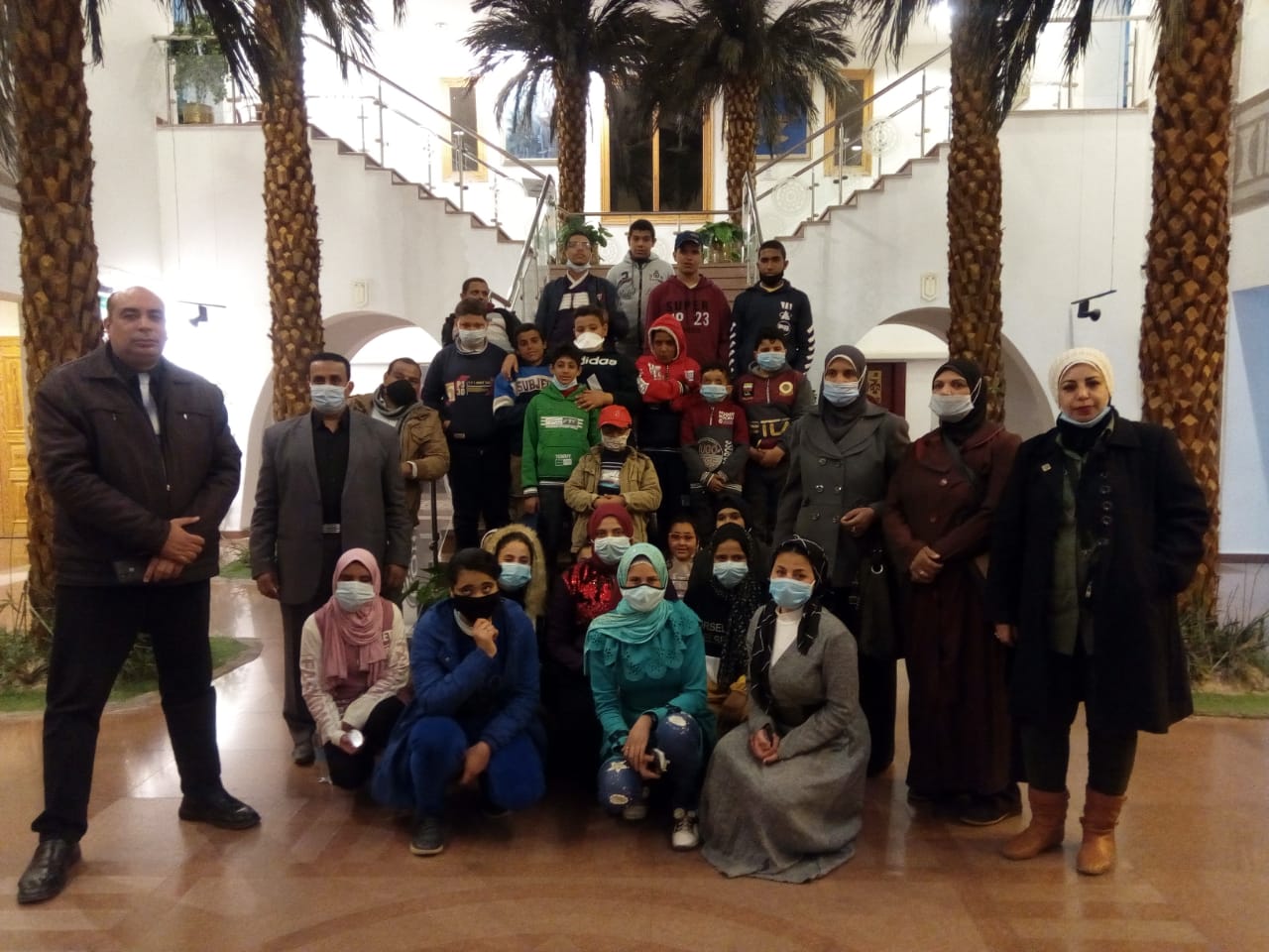 السياحة تنظم رحلة توعوية للطلاب ذوي الهمم من إحدى المدارس بسوهاج
