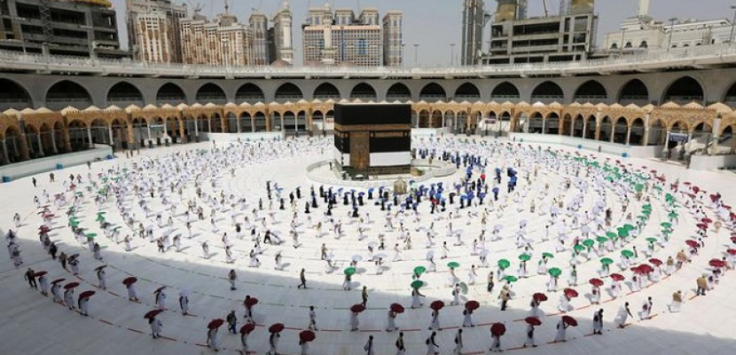 السعودية : قصر الحج هذا العام على المواطنين والمقيمين بإجمالى 60 ألف حاج