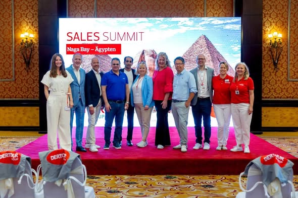 وزارة السياحة والآثار تستضيف وفدًا من الوكلاء السياحيين بالتعاون مع منظم الرحلات الألماني
